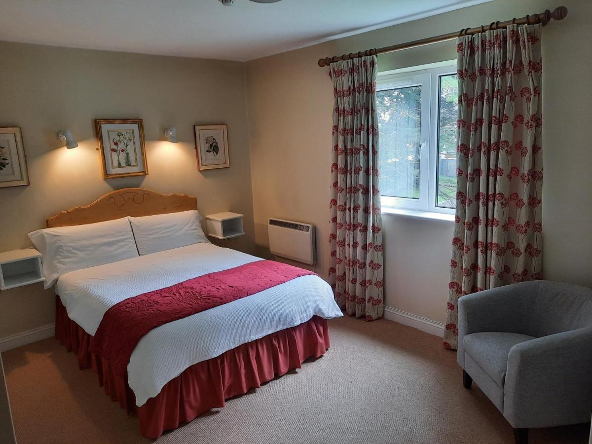 Sea Dew B&B Tullamore Exterior photo