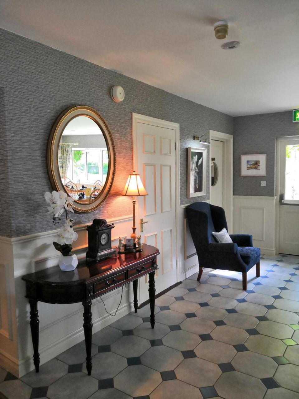 Sea Dew B&B Tullamore Exterior photo